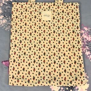 Aerie Tote Bag